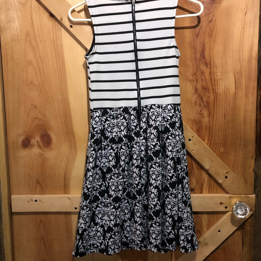 Xhailaration xs dress - Picture 2 of 3